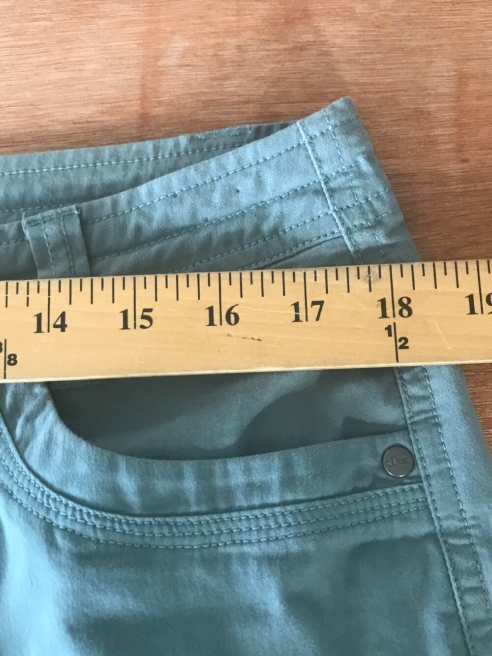 Kuhl Vintage Patina Dye Utility Cargo Pants Women 12 Blue Mid Rise Snap Cuff - Picture 12 of 15